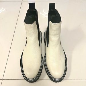 Dolce Vita Women’s Ivory Leather Moana Pull On Combat Booties